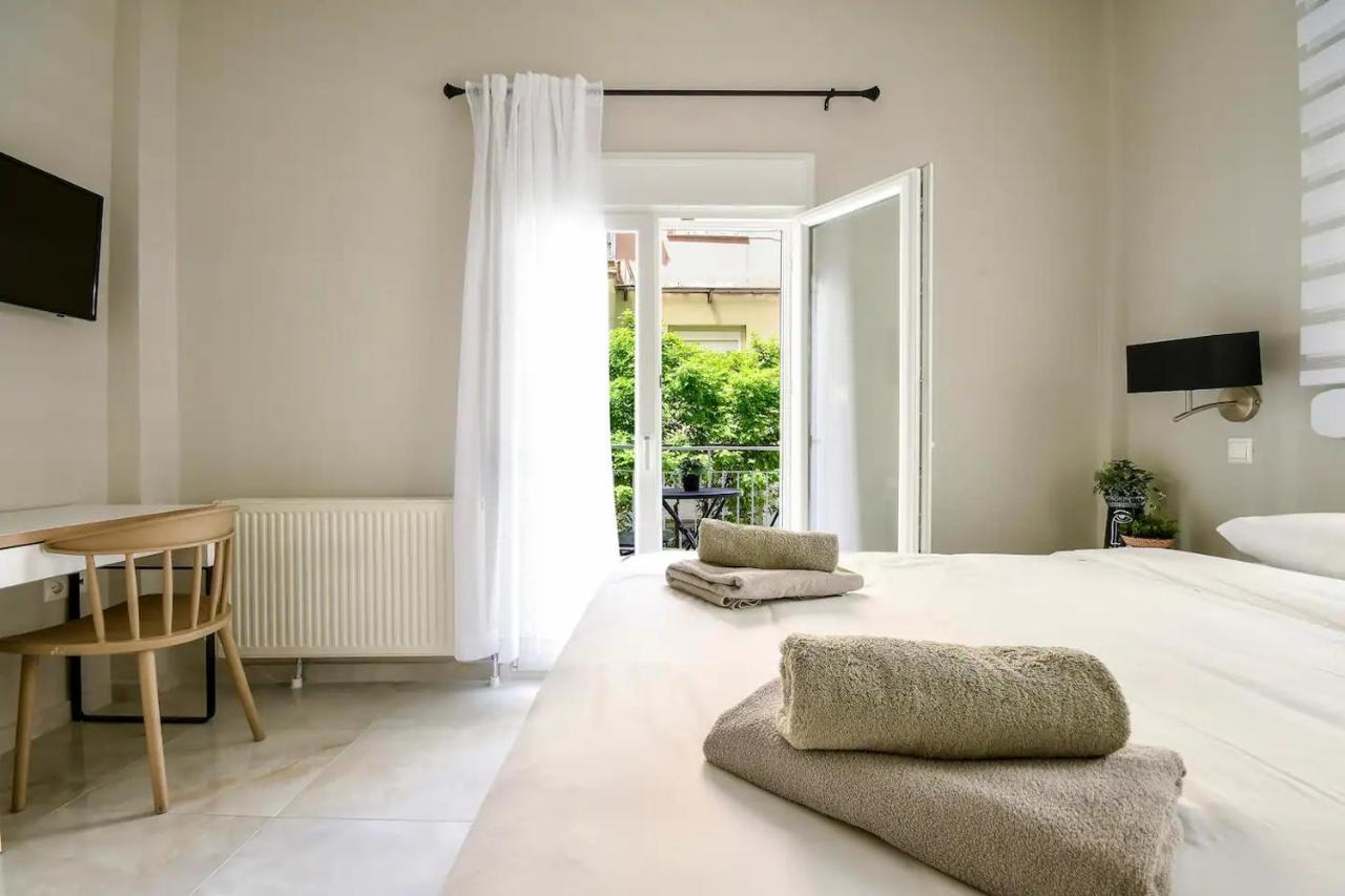 Danae Luxurious Suite #Tifhelexpo Солун Екстериор снимка