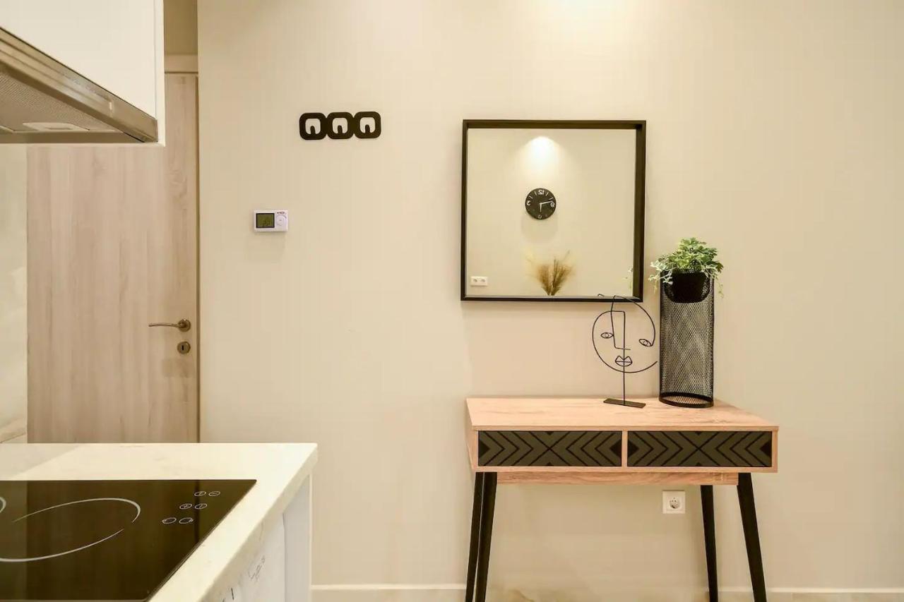 Danae Luxurious Suite #Tifhelexpo Солун Екстериор снимка